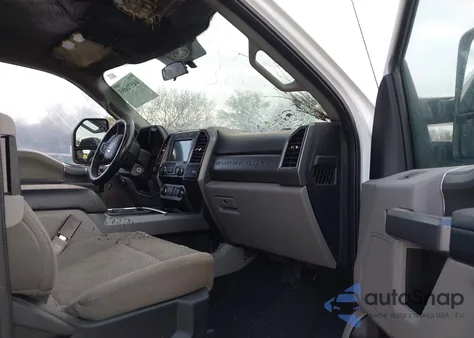 2019 Ford F-250 Xlt из США, поврежденный, VIN 1FT7X2BT8KEC74596